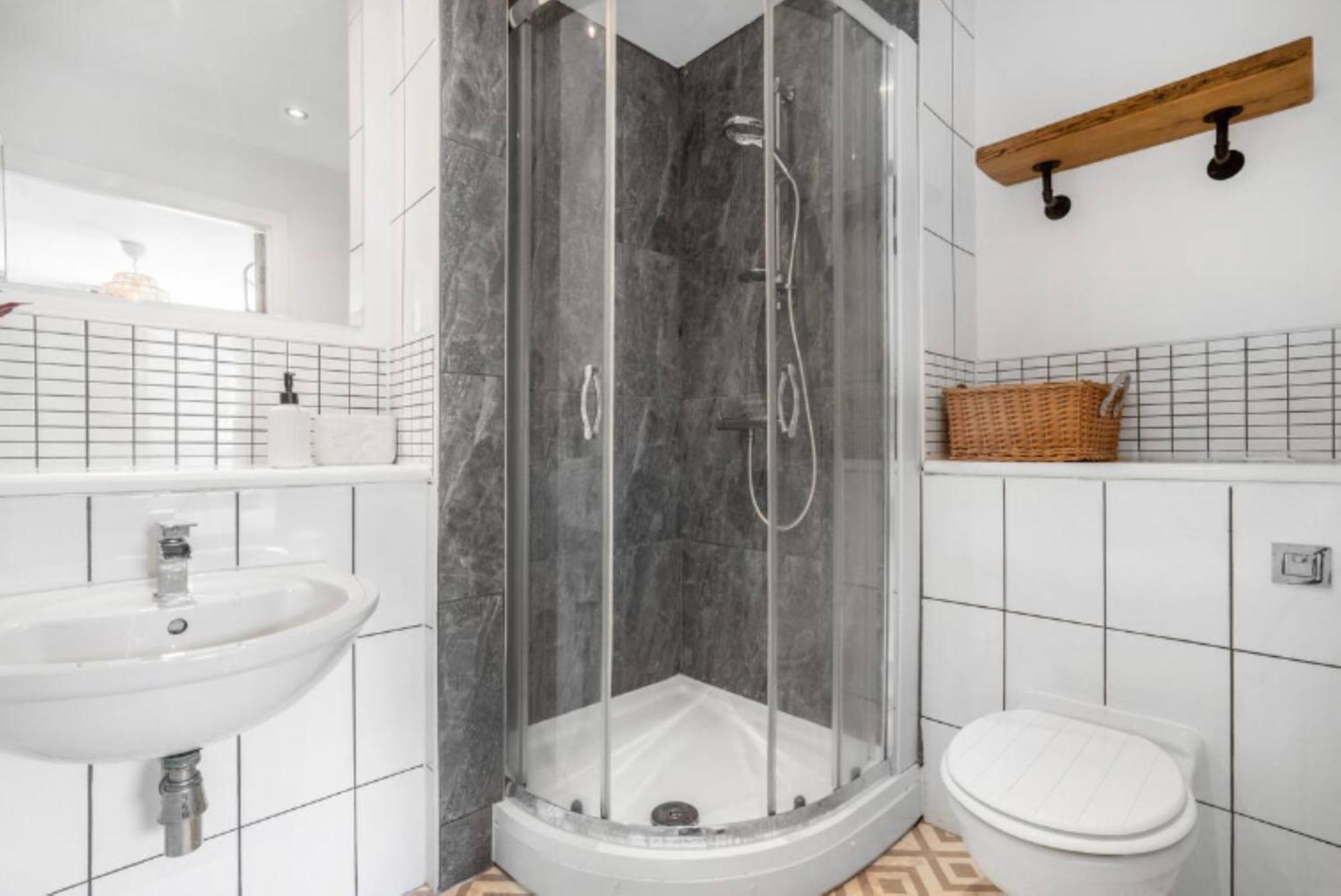 Oriental Suite 2 Bed 2 Bath Netflix And Free Parking, Games- Maihom Birmingham Zewnętrze zdjęcie